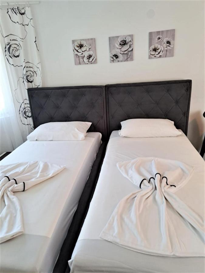 Montenegro Smile Apartments Dobra Voda Exterior foto